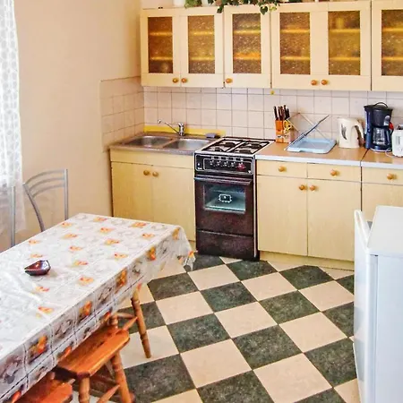 Cozy In Swinoujscie With Kitchen Apartment
